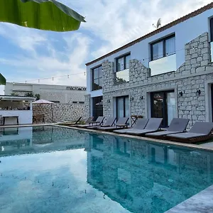 Trina Talles - Luxury Design Adult Only Otel Alaçatı