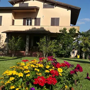 https://il-melograno-torrita-di-siena.it-tuscanyhotel.com